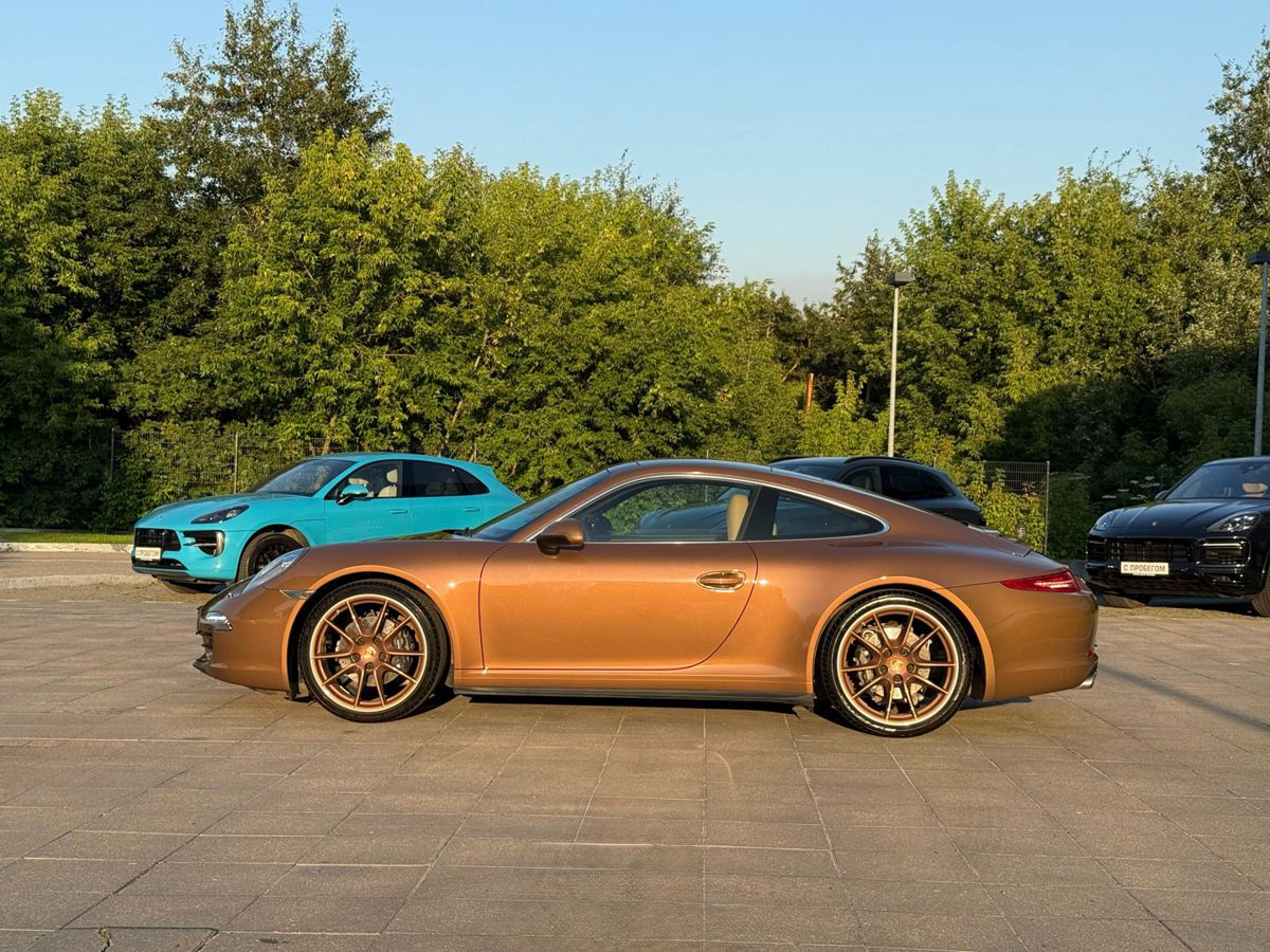 Porsche 911 Carrera 4