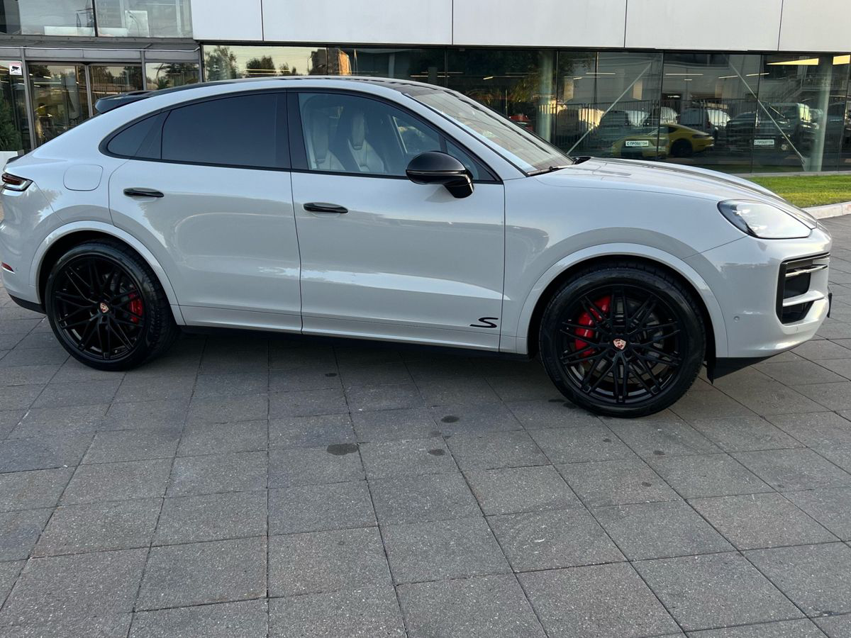 Porsche Cayenne S E-Hybrid Coupé