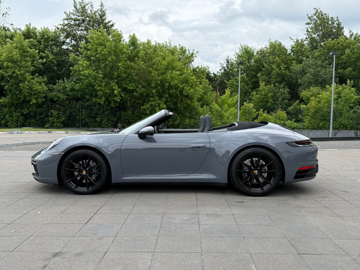 Porsche 911 Carrera