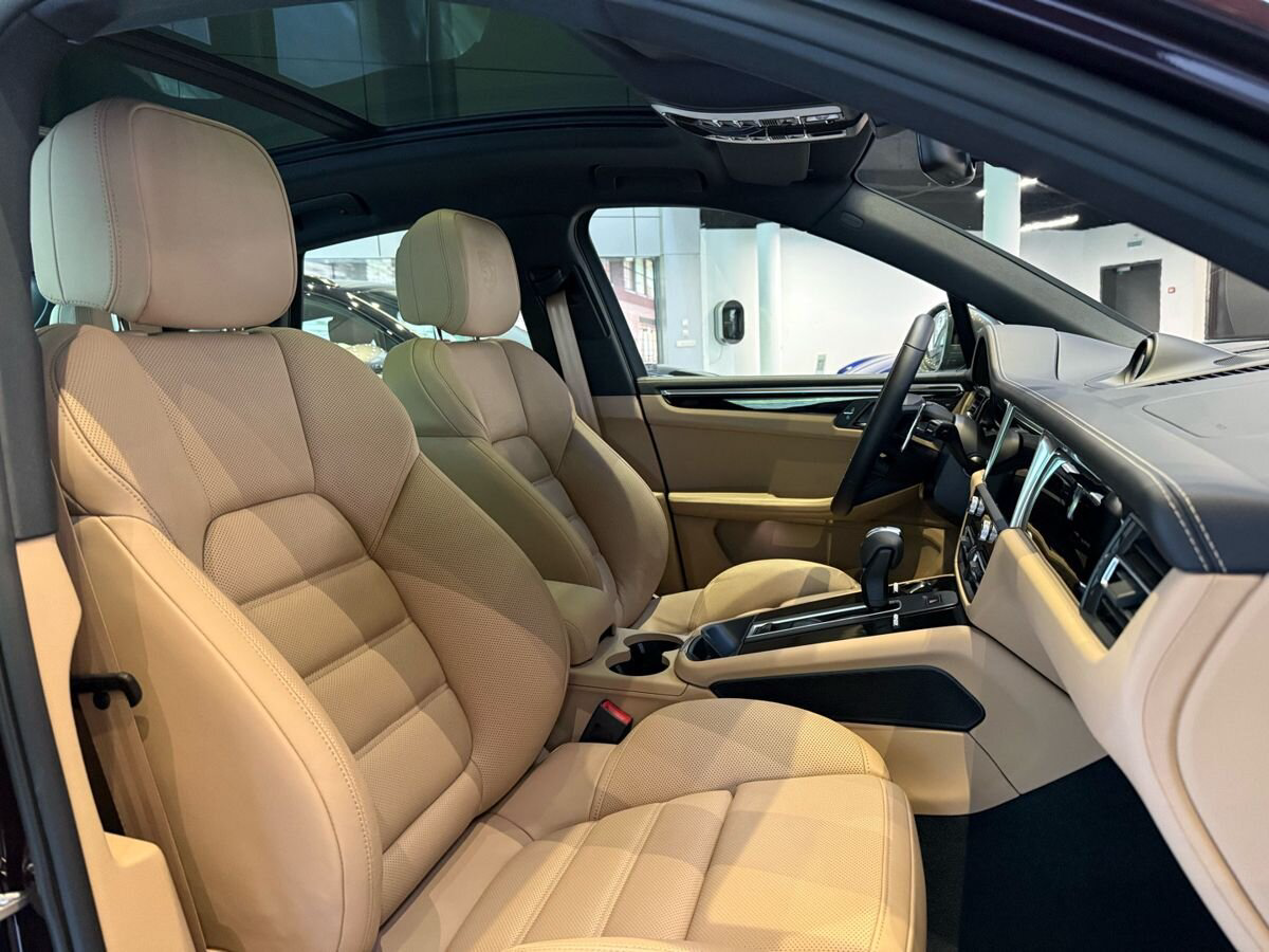 Porsche Macan T