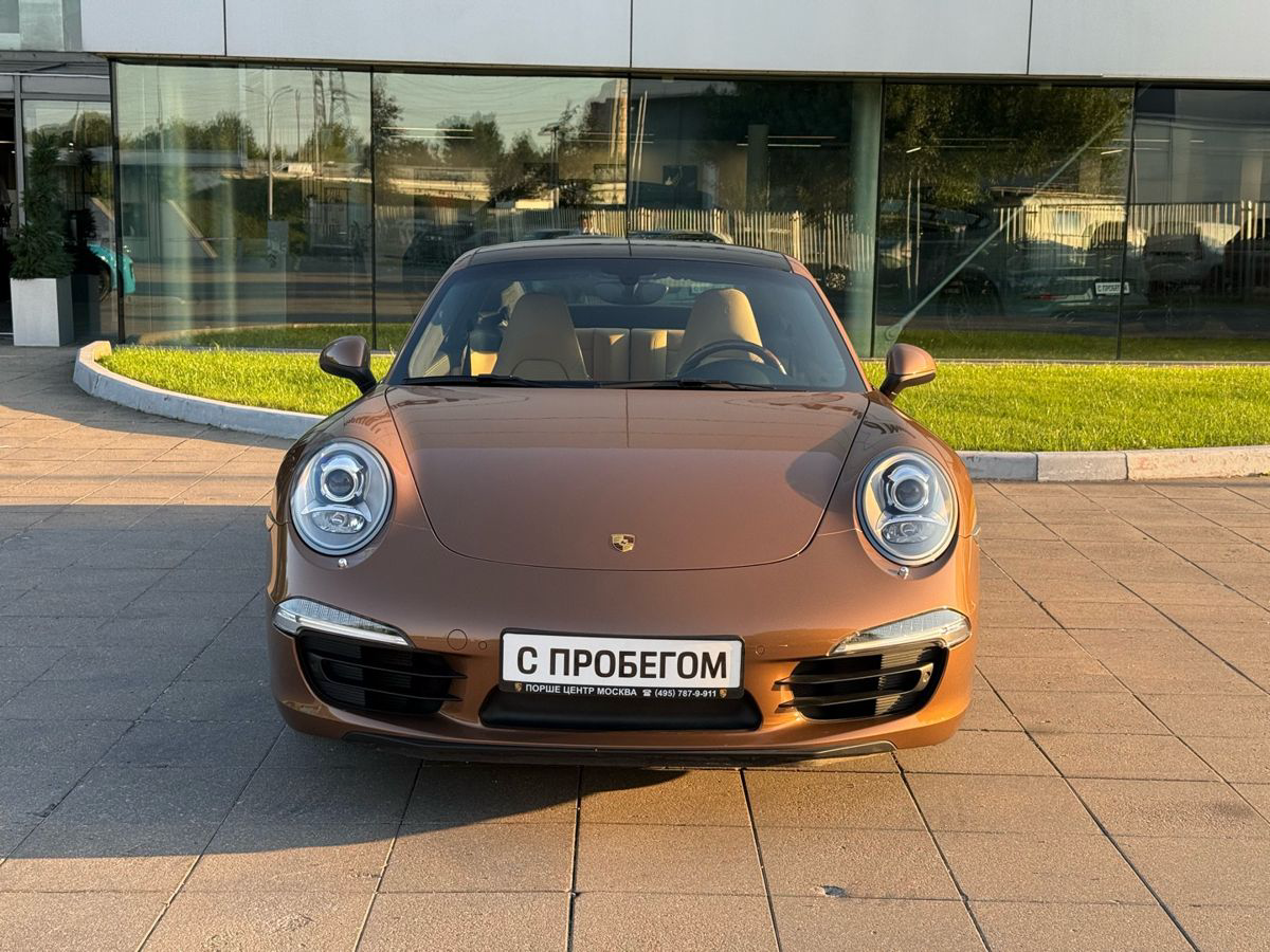 Porsche 911 Carrera 4