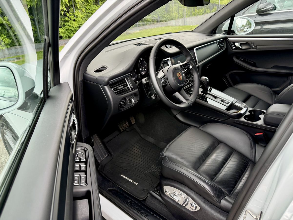 Porsche Macan Macan
