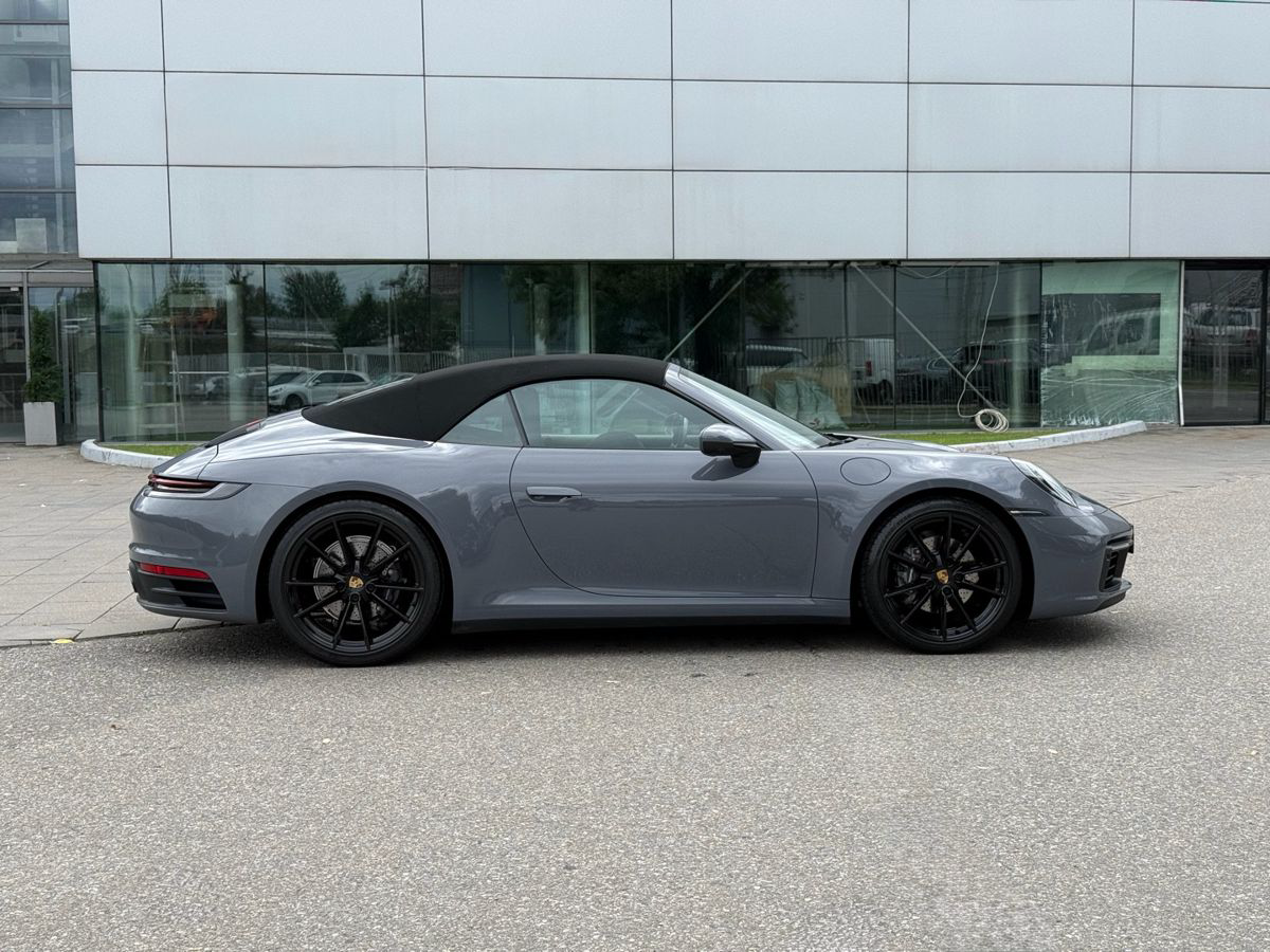 Porsche 911 Carrera