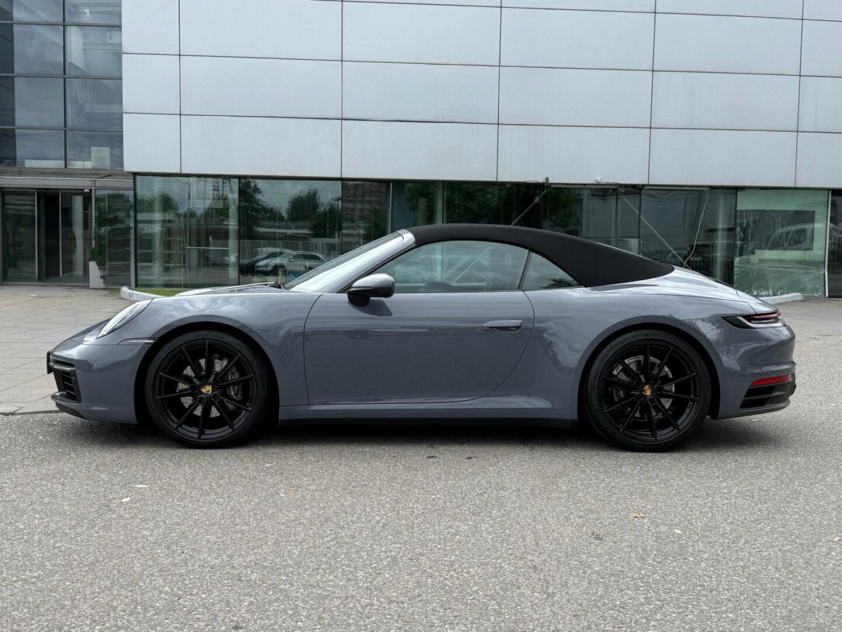 Porsche 911 Carrera