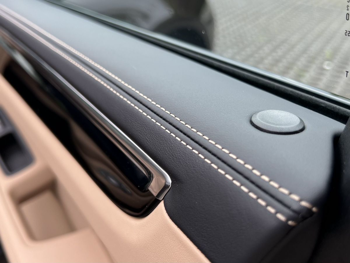 Porsche Macan T