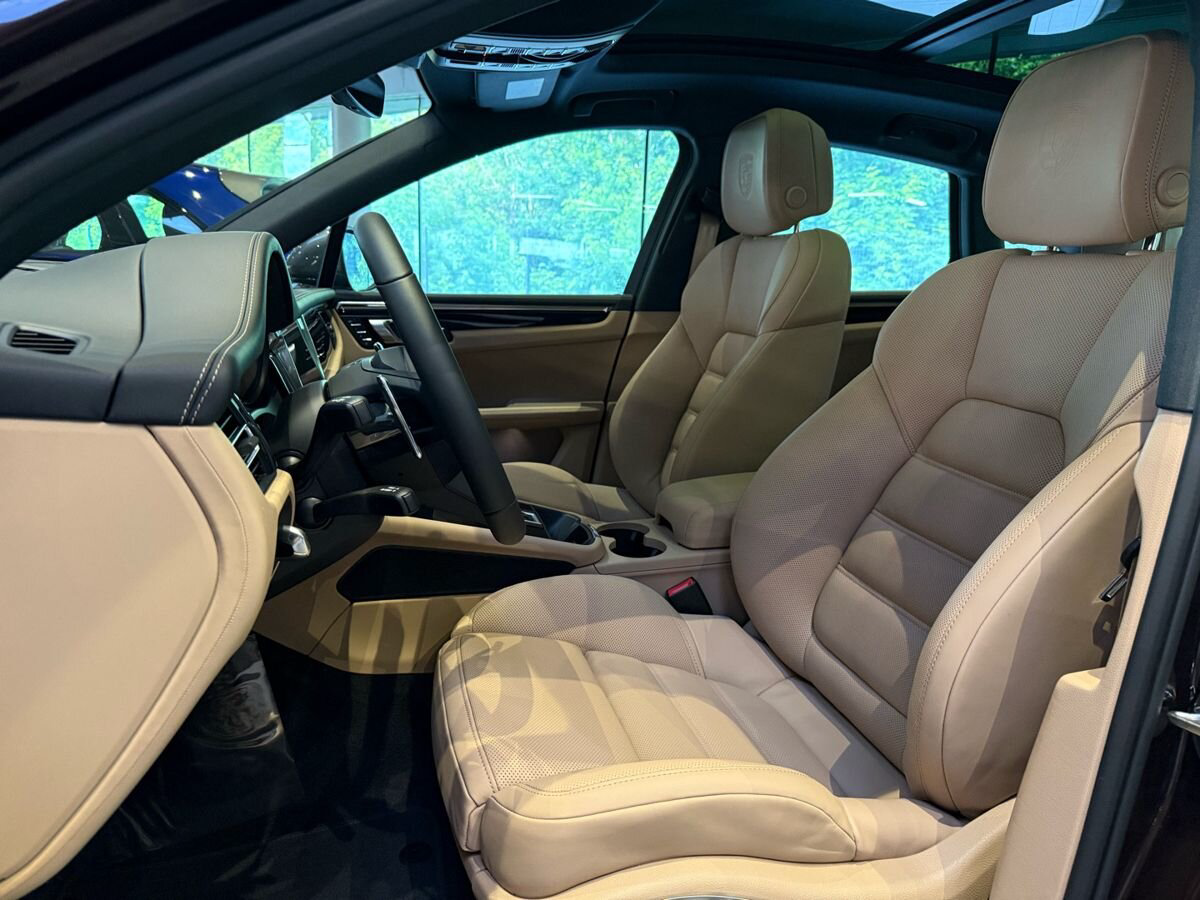 Porsche Macan T