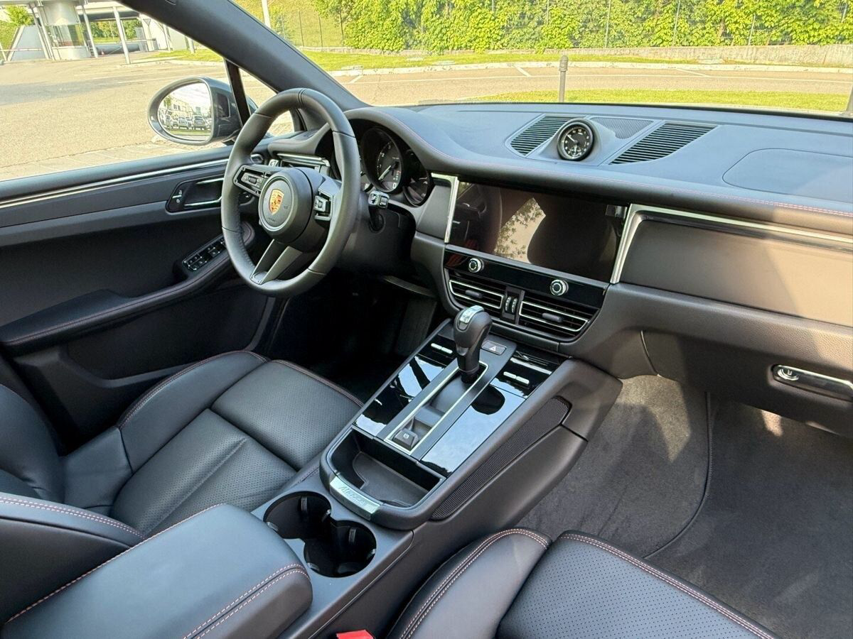 Porsche Macan Macan