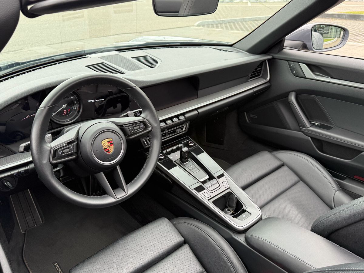 Porsche 911 Carrera