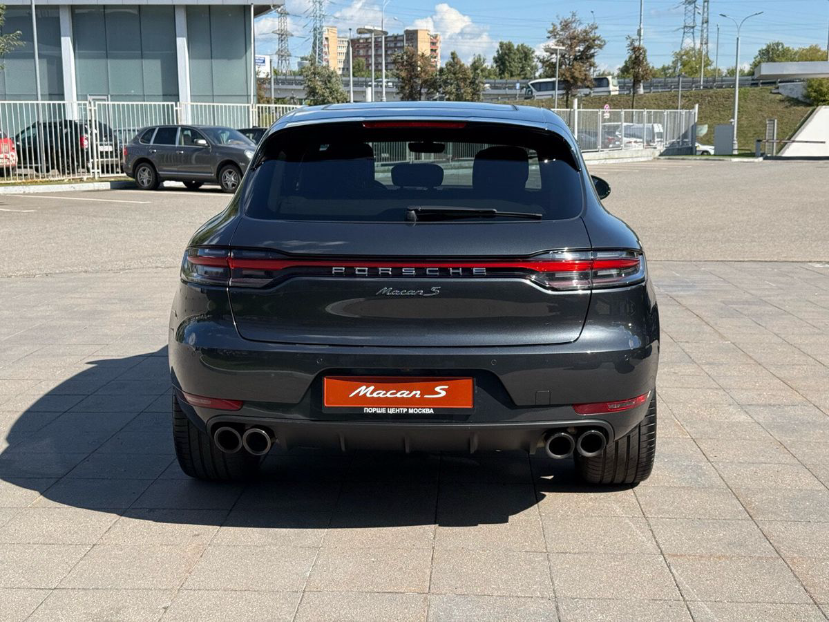 Porsche Macan S