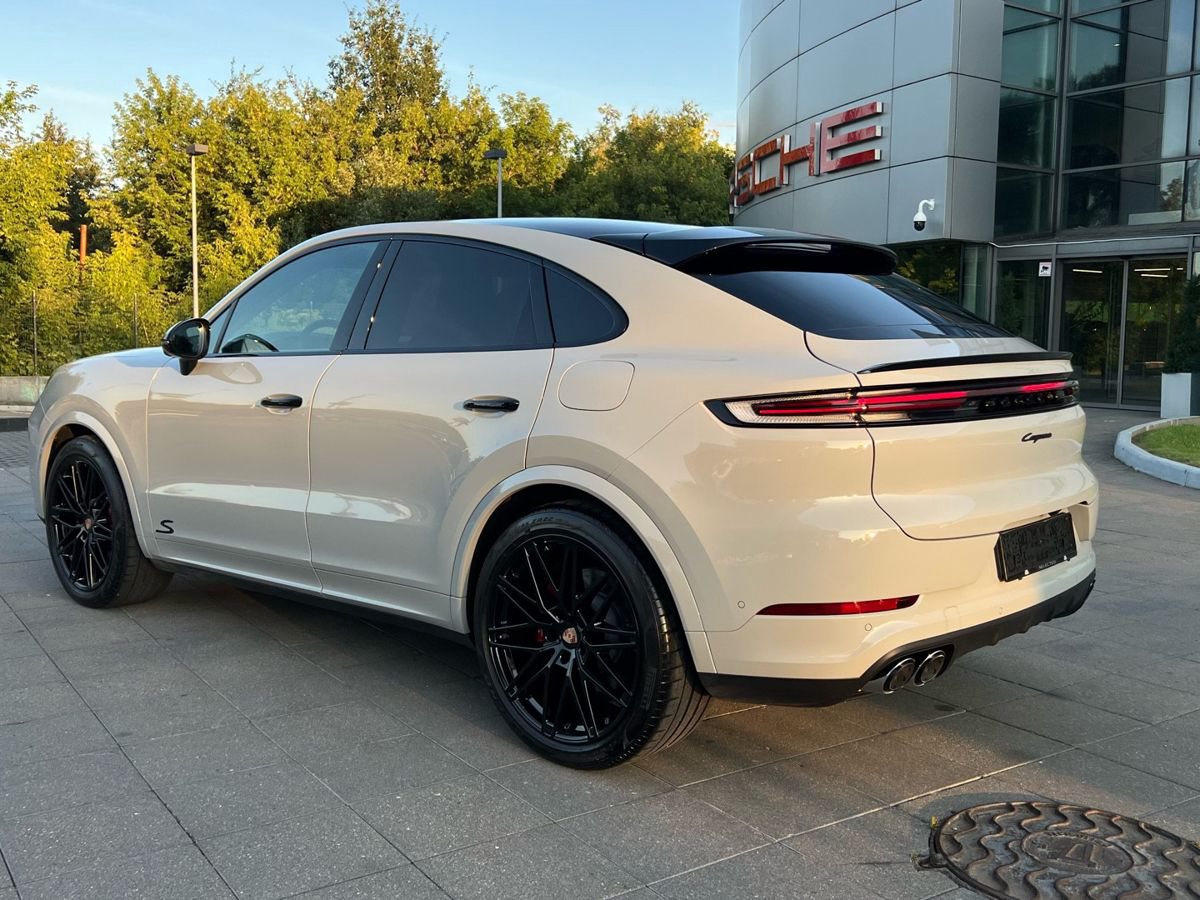 Porsche Cayenne S E-Hybrid Coupé